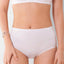 Panty con talle alto y cobertura completa